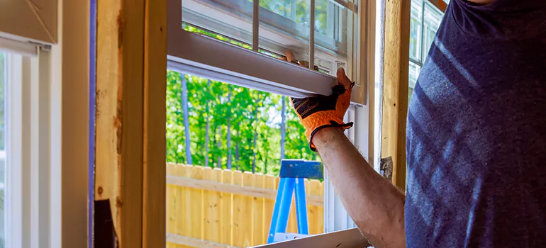 >Bay Window Curtain Rail Track in Port Orange, FL